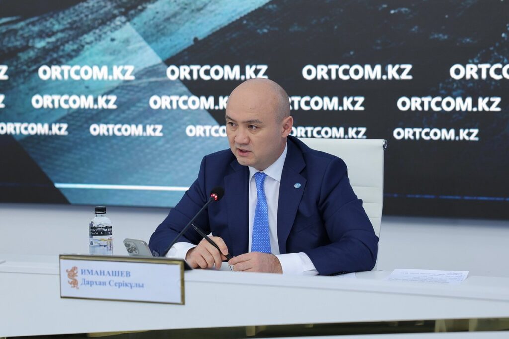 Қысқа дайындық: республикалық маңызы бар автожолдарды күтіп-ұстауға қажетті материалдар мен техника әзірленді