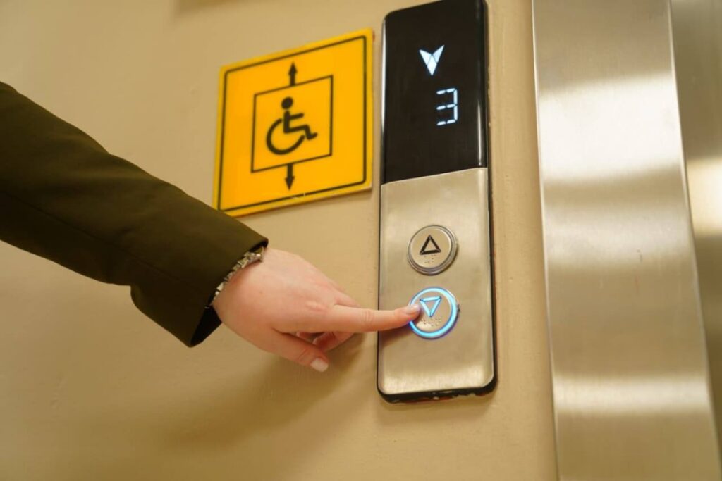 Қазақстанда инклюзивті білім беру жүйесі кезең-кезеңімен дамып келеді