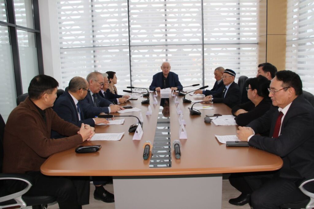 Конституциялық реформаны қоғамда ілгерілетуге арналған мәжіліс өтті