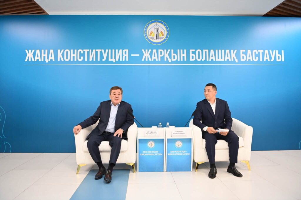 ЕРКІН ФОРМАТТАҒЫ КЕЗДЕСУДЕ ЖАСТАР САЯСАТЫНЫҢ БАСЫМ БАҒЫТТАРЫ ТАЛҚЫЛАНДЫ