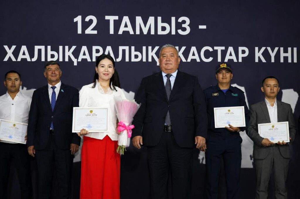 АРАЛ АСПАНЫНДА ЖАСТАРДЫҢ ЖАЛЫНДЫ ҮНІ