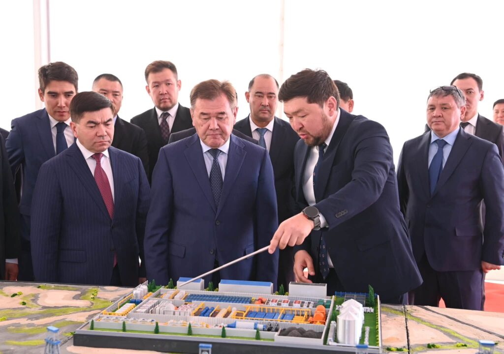 ЖАҢАҚОРҒАН АУДАНЫНДА ТАУ-КЕН БАЙЫТУ КОМБИНАТЫНЫҢ ҚҰРЫЛЫСЫ БАСТАЛДЫ