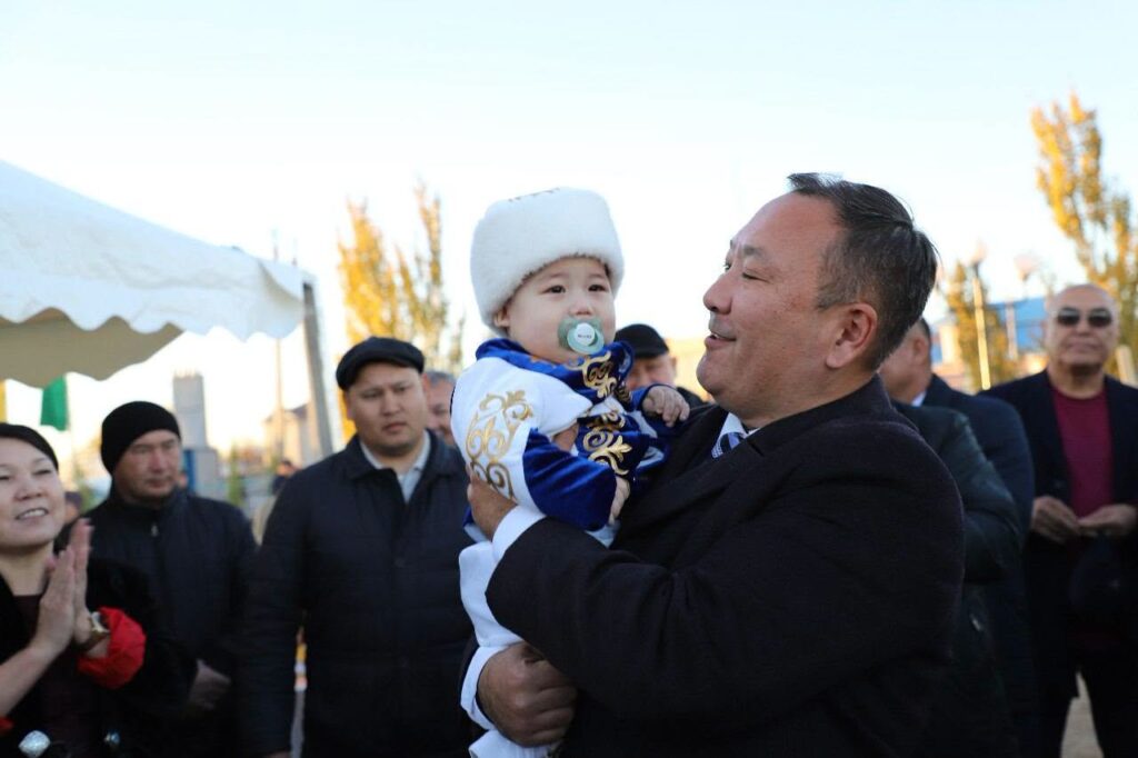 «АЛТЫН КҮЗ – 2026»: АУДАН ЕҢБЕККЕРЛЕРІНІҢ МЕРЕКЕСІ КЕҢ КӨЛЕМДЕ АТАЛЫП ӨТТІ